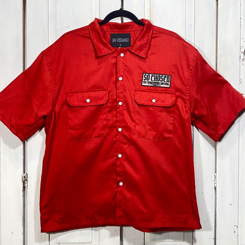 So Chosen Mens Red Work Shirt Short Sleeve Worldwide Edition Patch Large